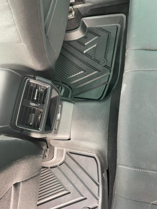 סט שטיחי 3W סיאט אטקה 2026