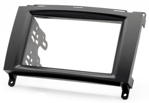 מסגרת לרדיו- מרצדס