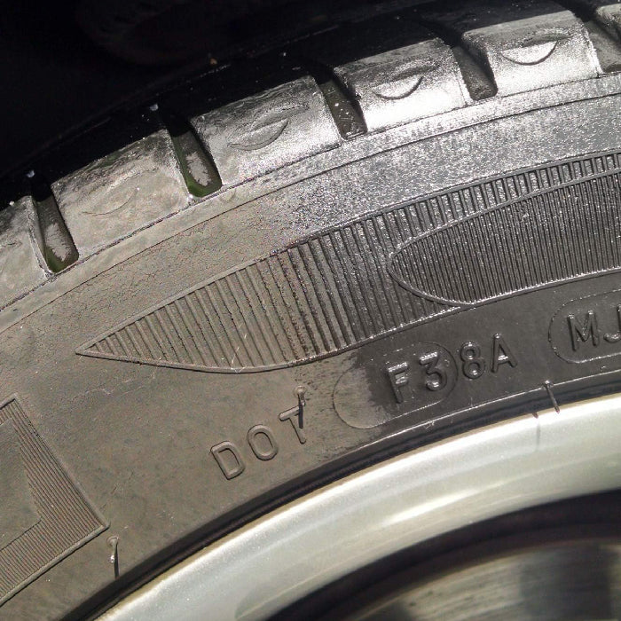 תכשיר לחידוש והברקת צמיגים SONAX XTREME Tyre Gloss Gel 500ml