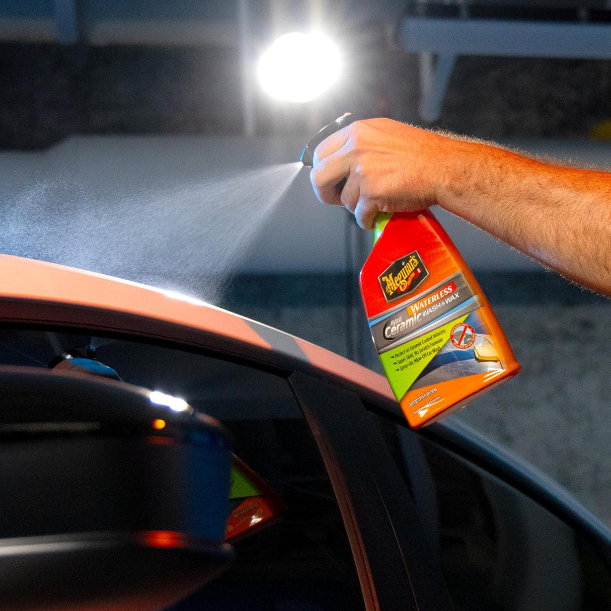 Meguiar's Hybrid Ceramic Waterless Wash & Wax - שטיפה והגנה קרמית ללא מים (710 מ"ל)