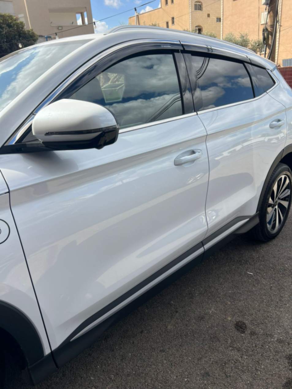 מגני רוח הדבקה Falcon ל- BYD Seal U שנת 2023+ עם פס ניקל (6 חלקים)