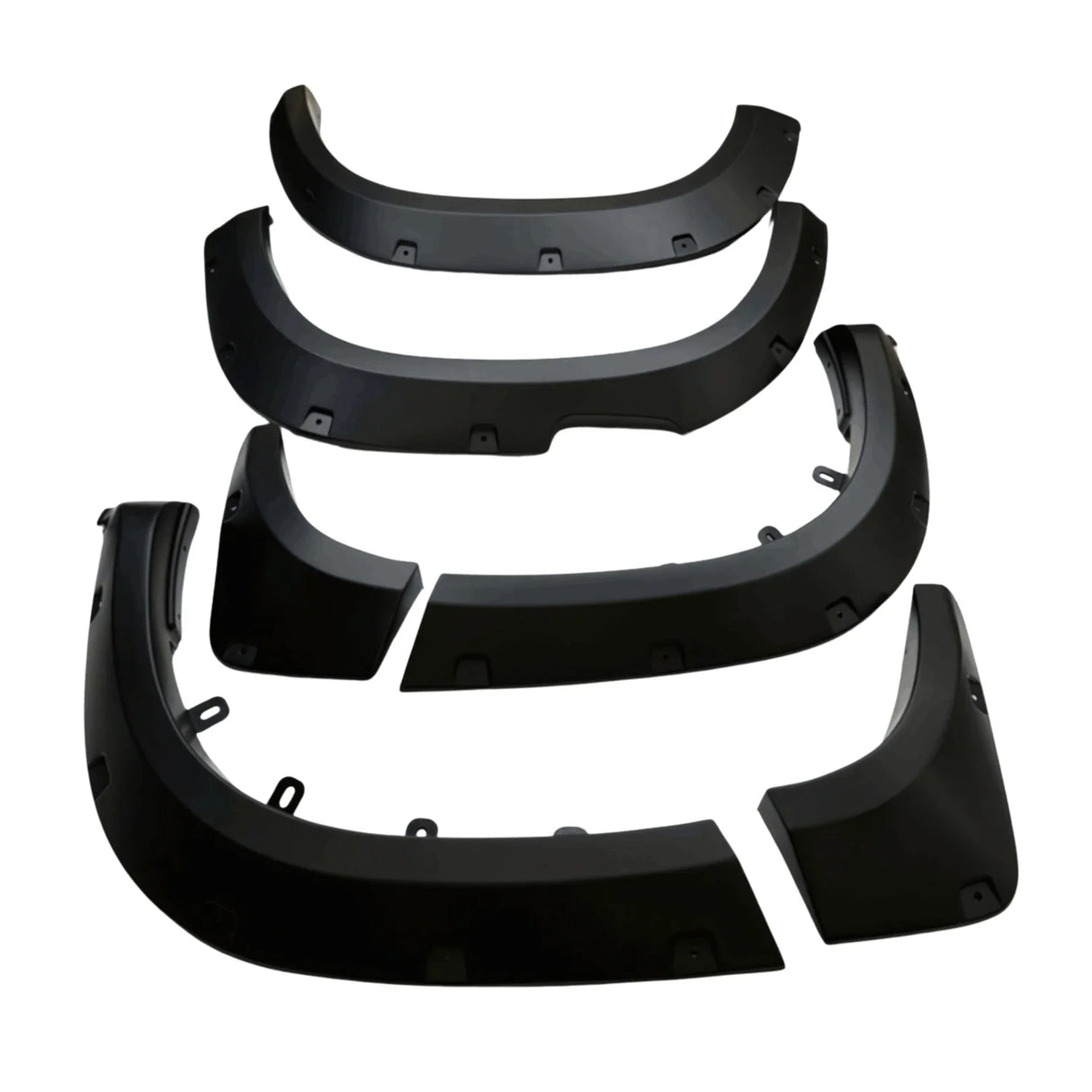 כנפונים מיצובישי טרייטון 2023