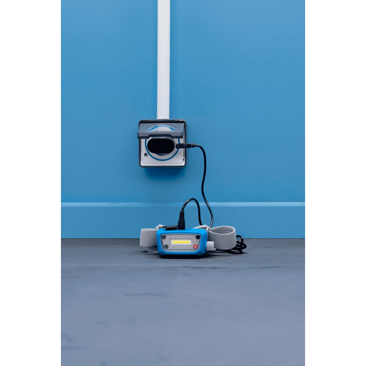 פנס ראש Philips HL22M