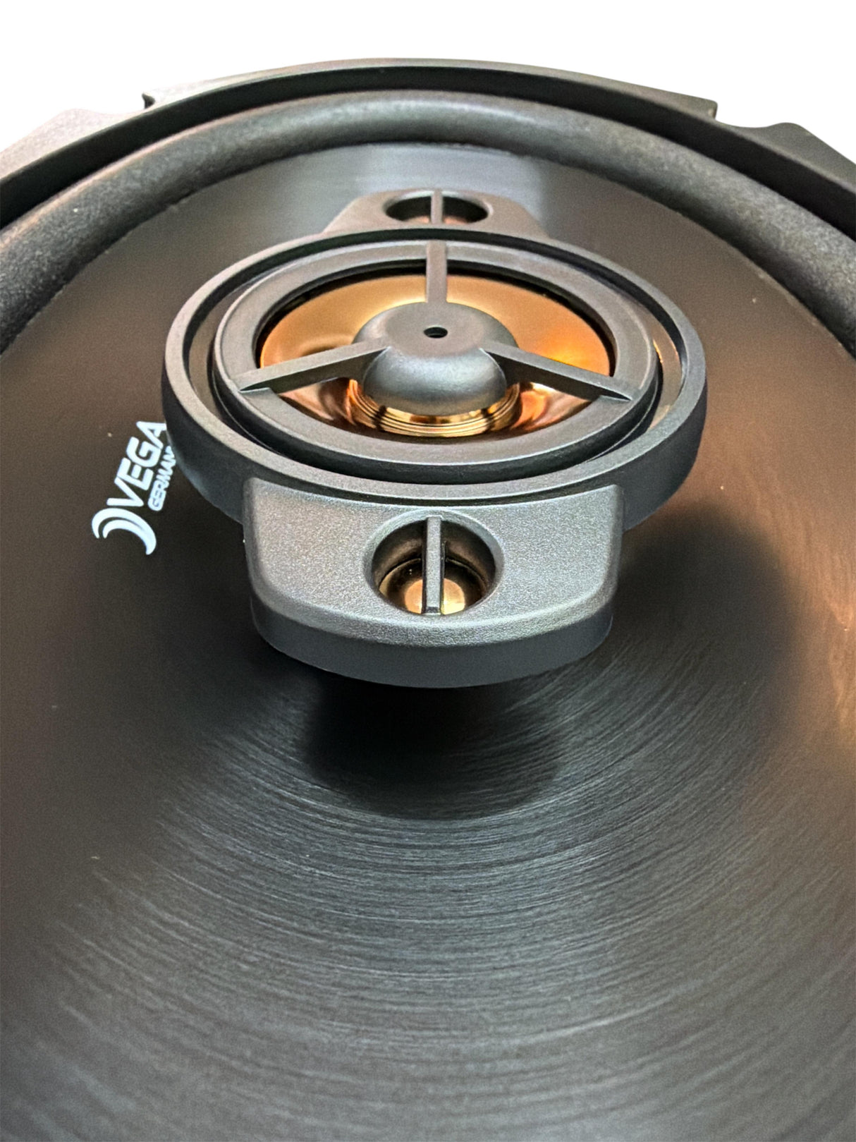 זוג רמקולים - VEGA Germany VGR-6988X