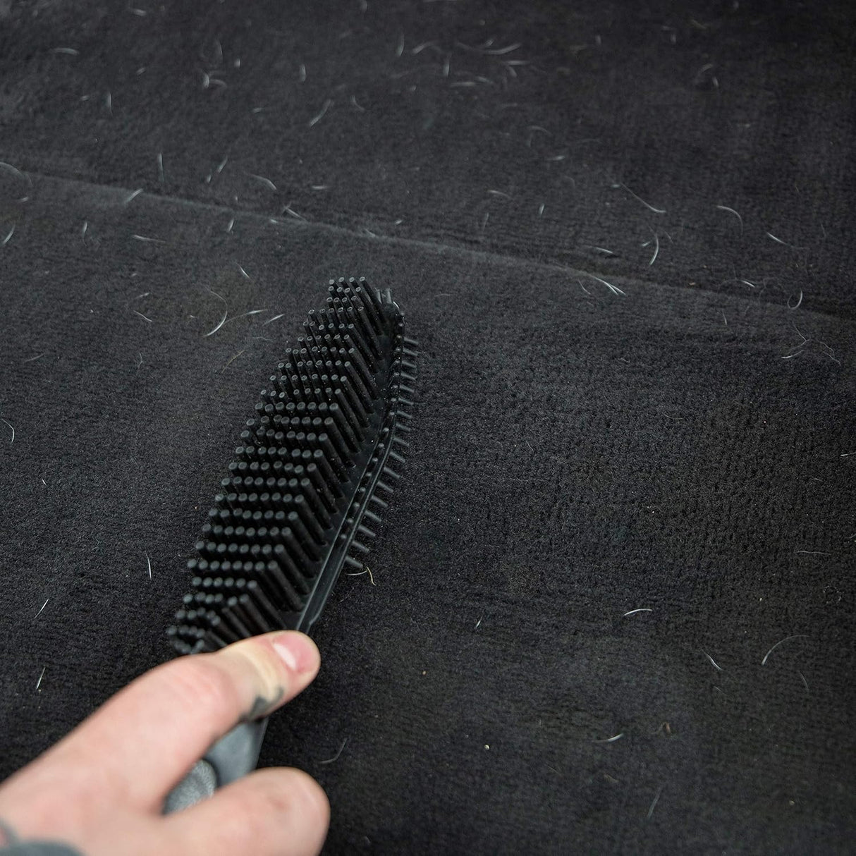 מברשת להסרת שיער וסיבים Meguiar's