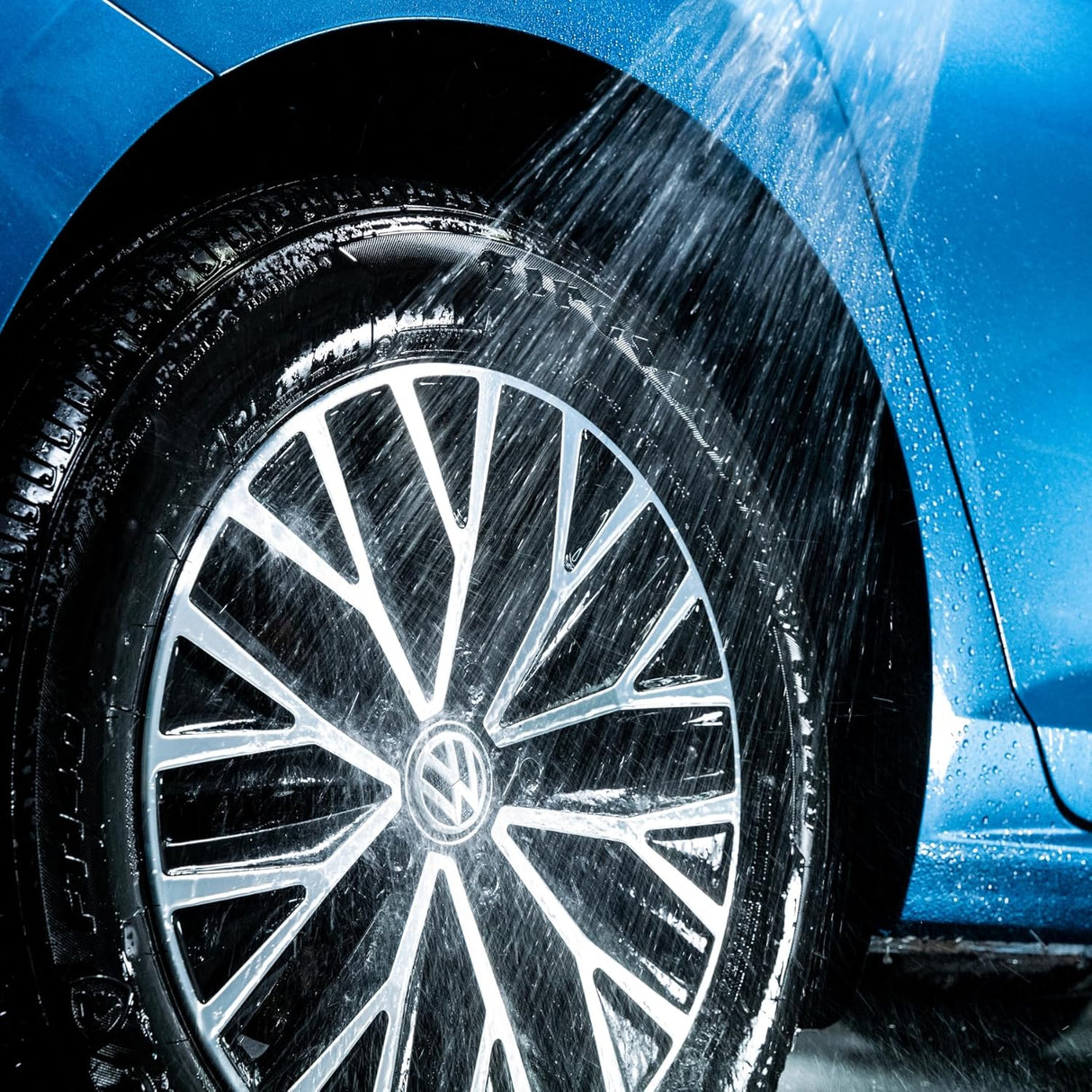 ספריי ניקוי ג’אנטים לרכב Turtle Wax Wheel Cleaner