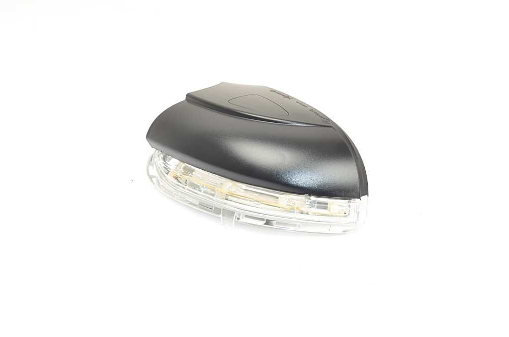 פנס איתות למראה לפולקסווגן גולף 2009–2012 – ימין – תמונת מוצר